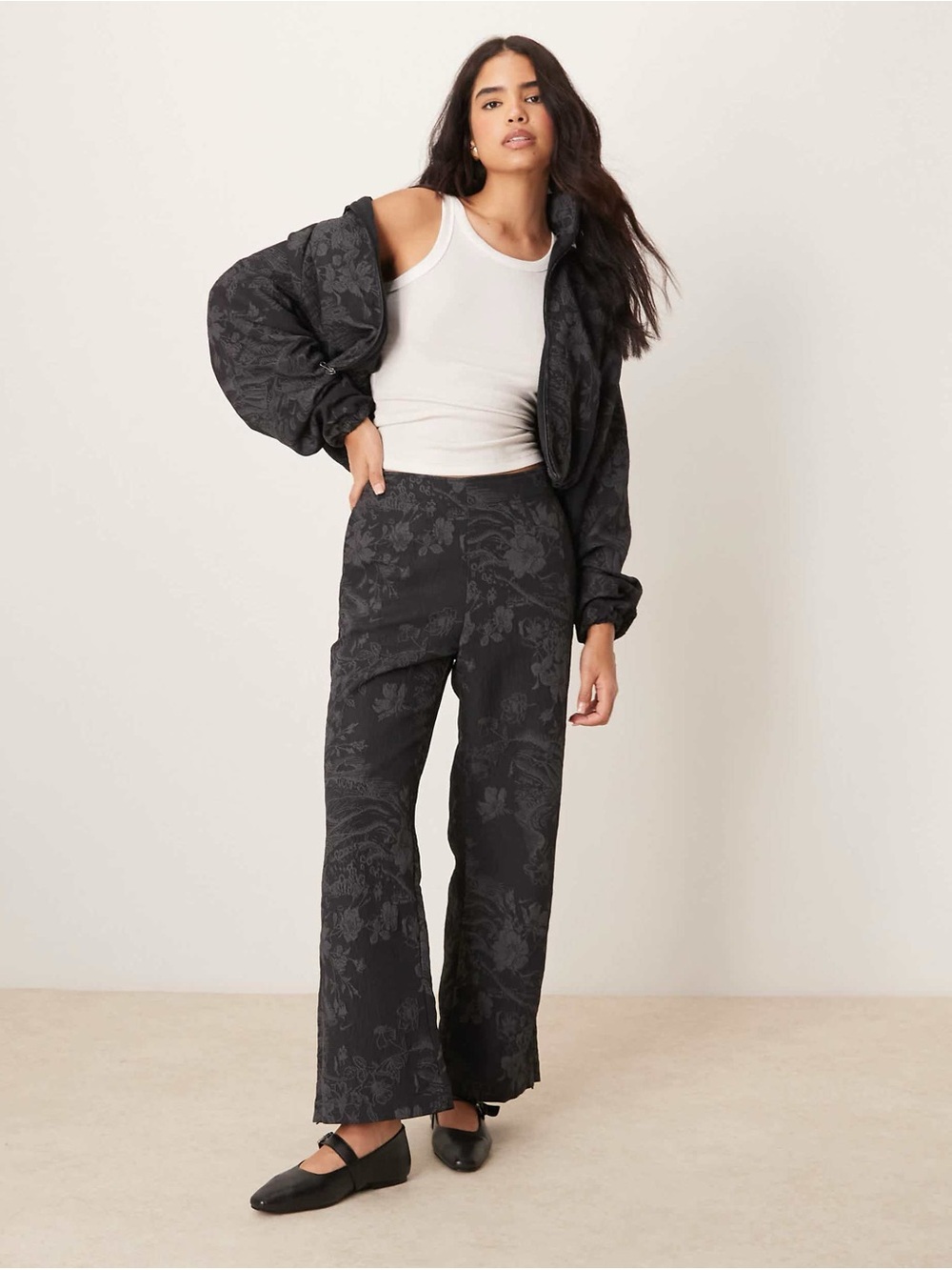 NWT Nike Women's Mid-Rise Jacquard Tracksuit Bottoms
